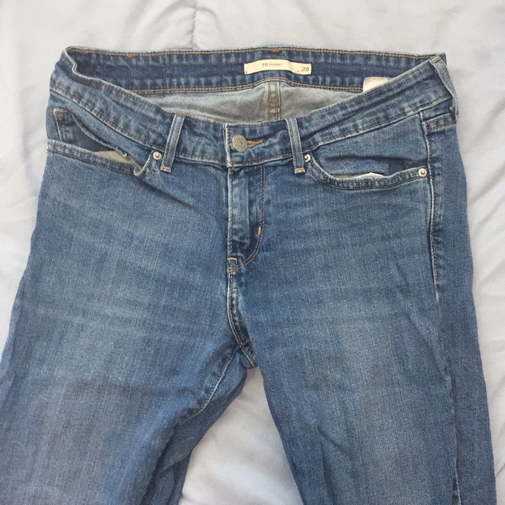 Levi’s 711 Skinny Jeans